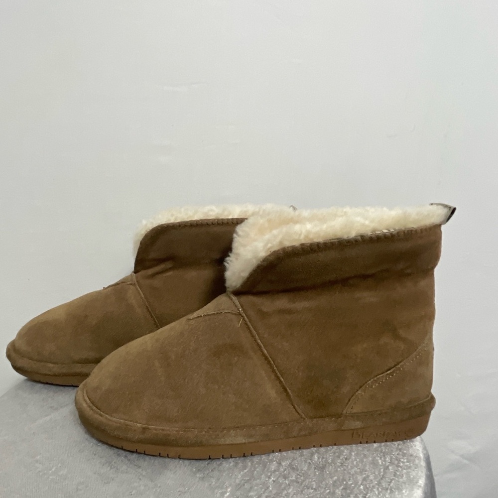 Bearpaw Tristen Chestnut Suede Shearling Boots – women’s Size 7 – (B22)✨